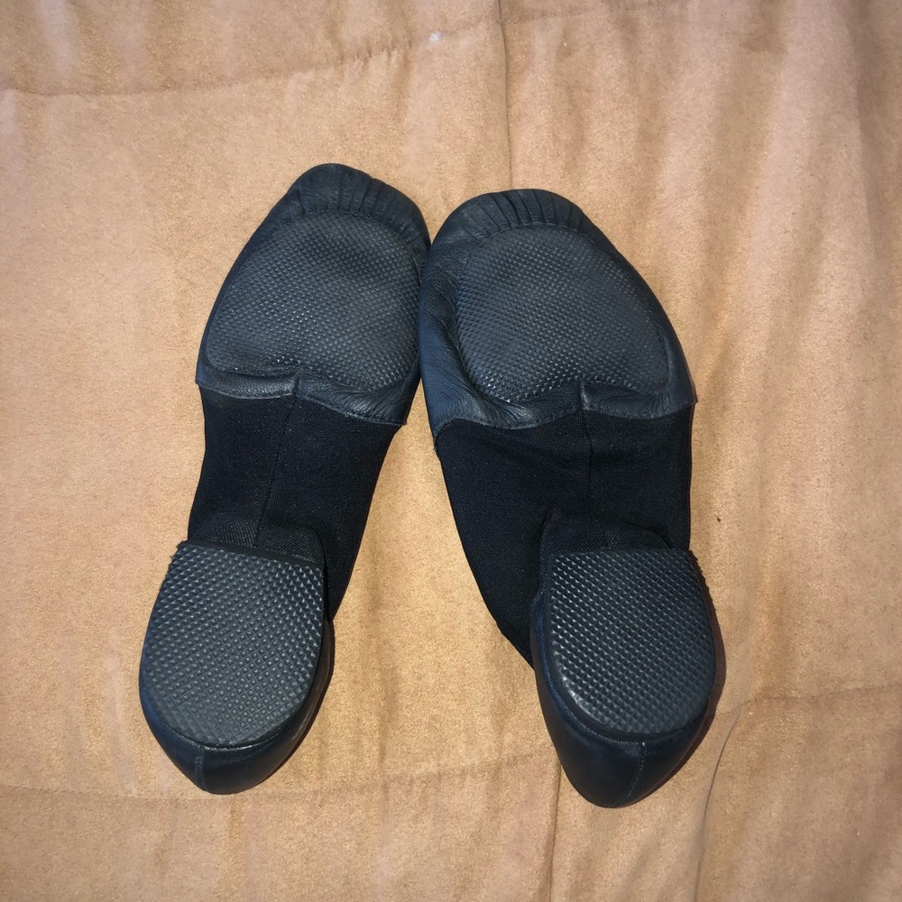 Dance Shoes - Picture 3 of 4